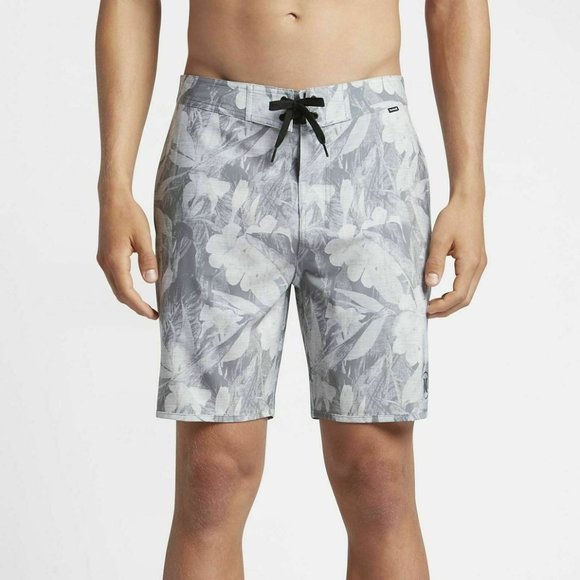 Hurley Men's Beachside Gordon 18.5" Hybrid Walk Board Shorts - Cool Grey